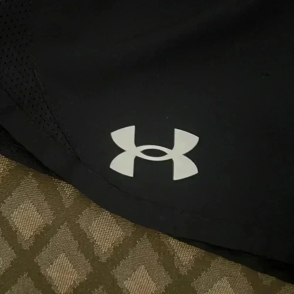 Girls youth medium UA black sorts EUC - Picture 3 of 5